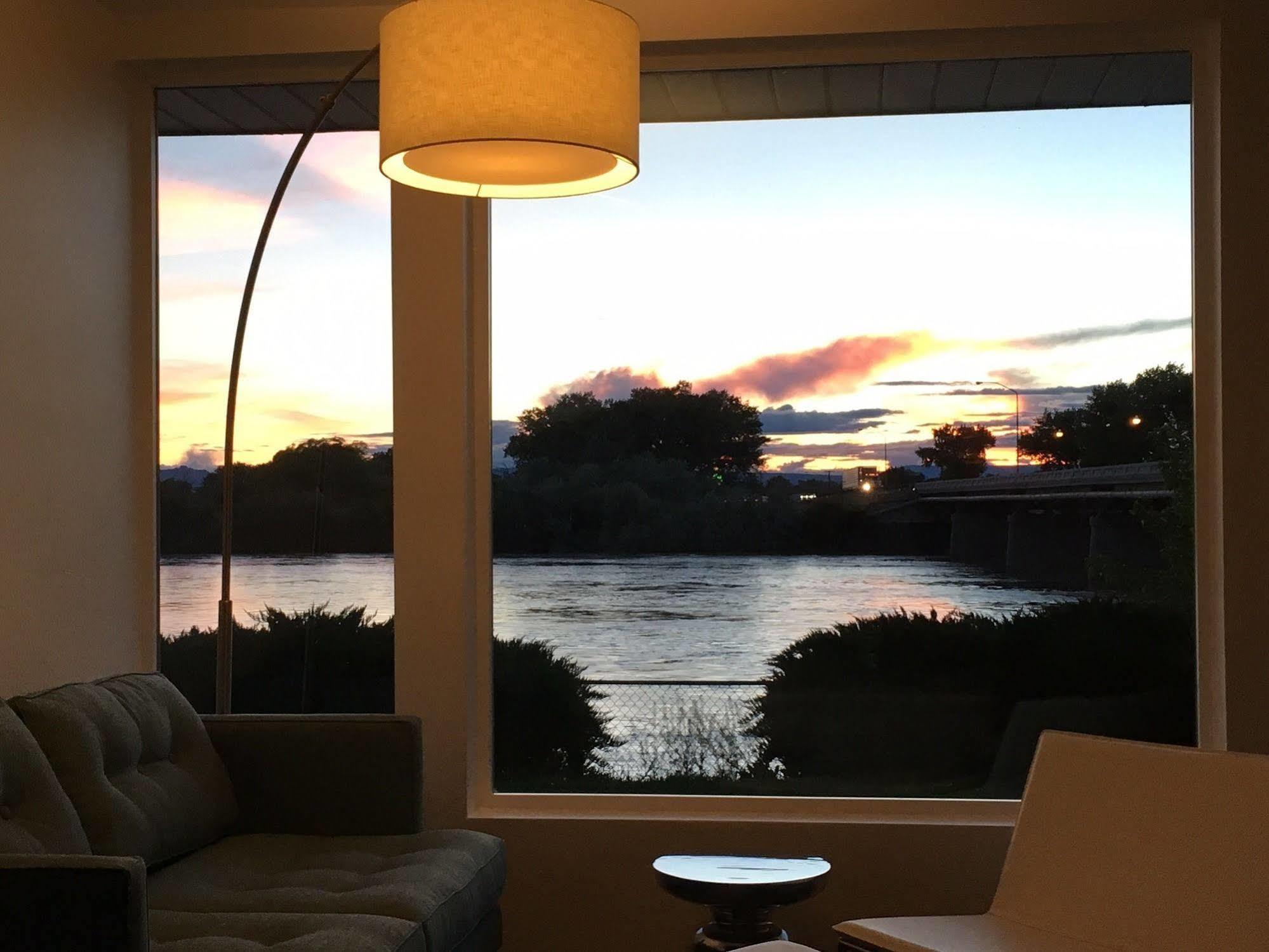 Skyfall Guestrooms Green River Dış mekan fotoğraf